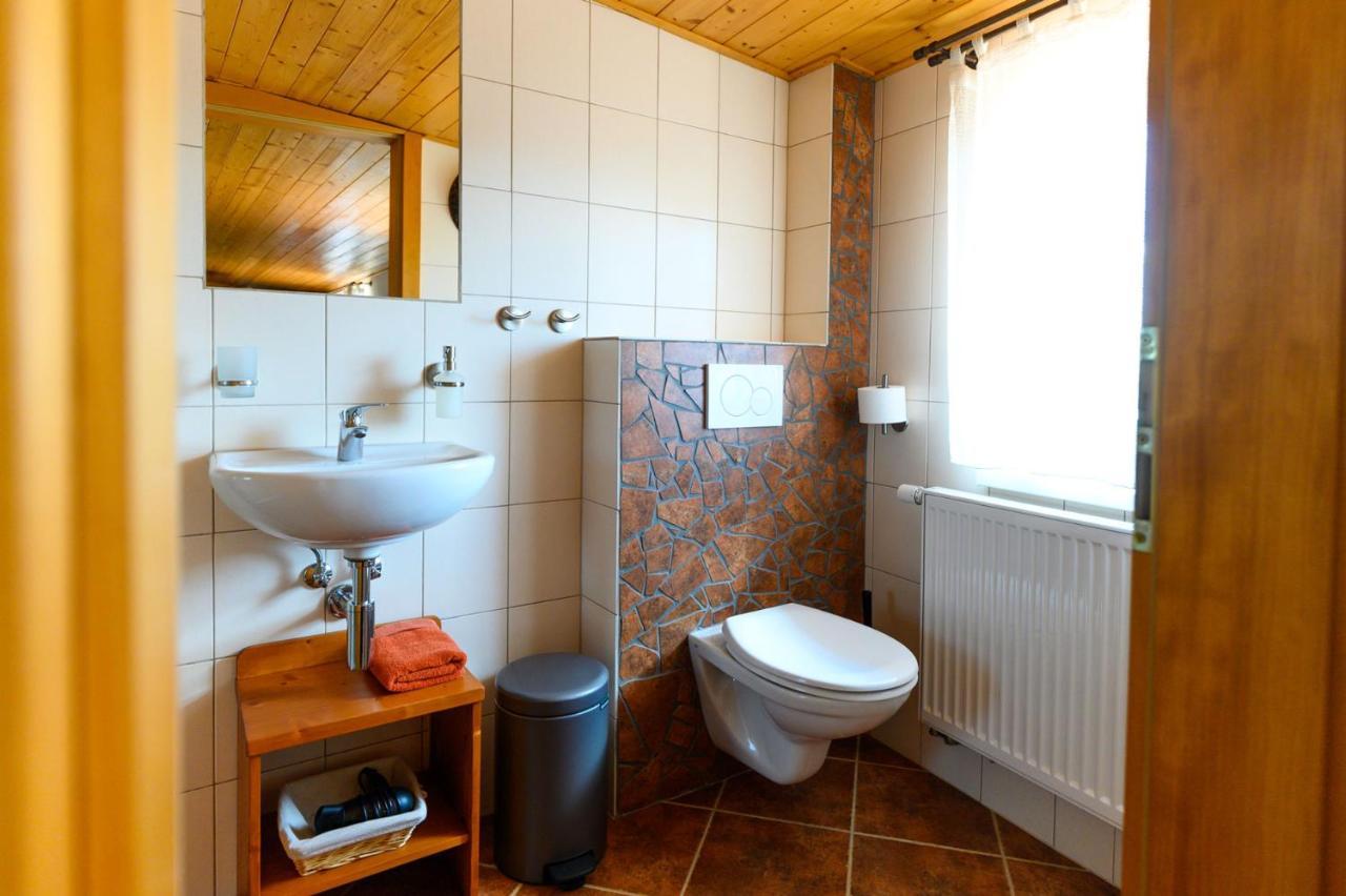 Penzion U Tri Ruzi Vrbice Exterior foto